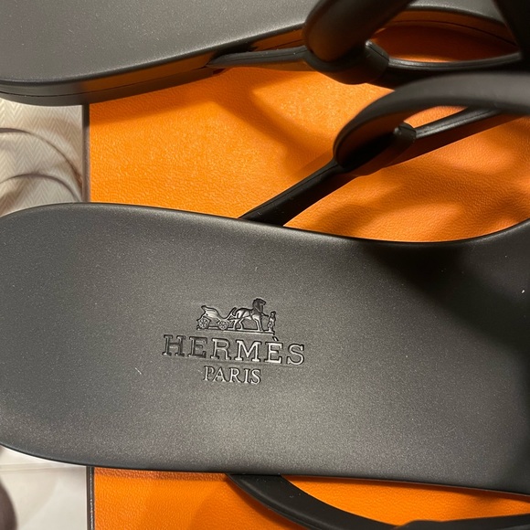 SOLD Hermès Egerie Sandals - Picture 6 of 8